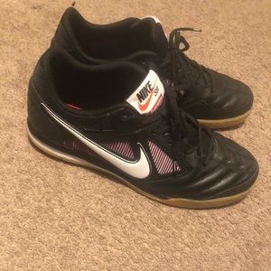 Supreme/Nike sb gato collab